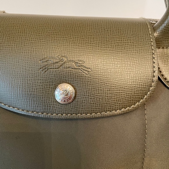 Longchamp Le Pliage NEO Khaki Green small hand tote Bag - Picture 8 of 14